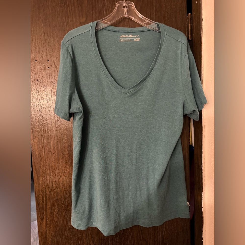 Eddie Bauer Green Fitted Short Sleeve T-Shirt